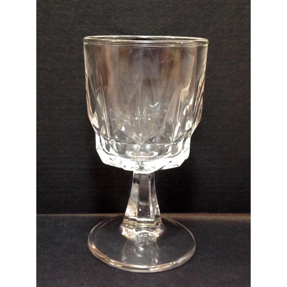 ARCOROC France Clear Glass Artic Pattern Crystal Stemware 3